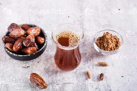 تصویر 3 از قیمت خرید خرما پیارم خاصویی با فروش عمده
